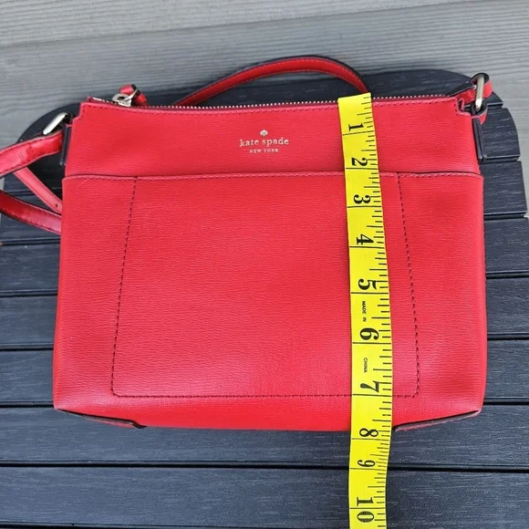 Kate Spade Run Around Crossbody Bag Heirloom Red Top Zip Classic Leather Purse - Picture 11 of 16
